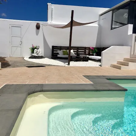 Los 5 Elementos Lanzarote Oda ve Kahvaltı